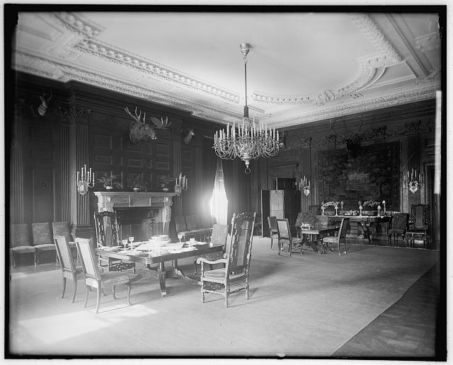 White House: State drawing room.