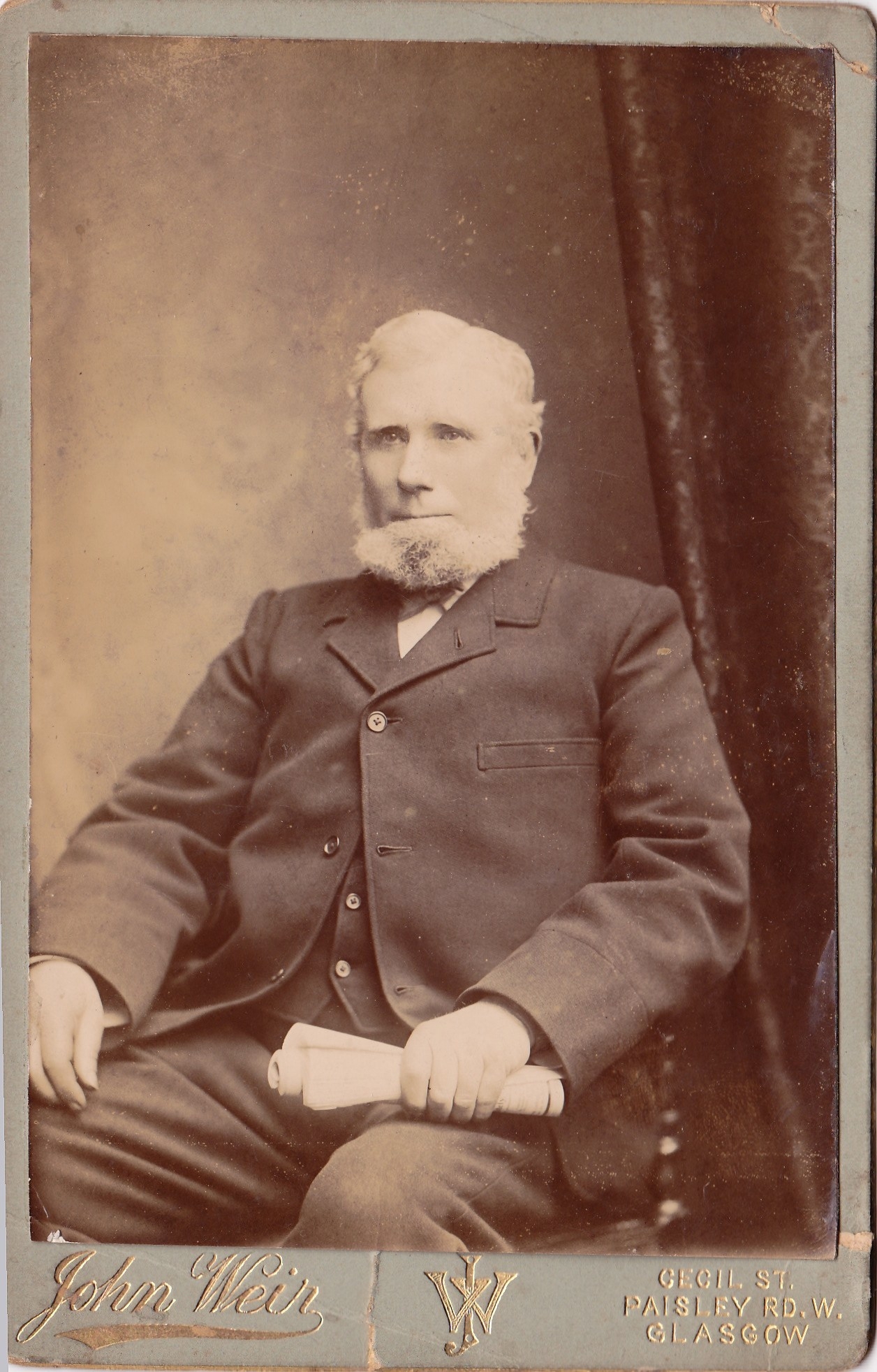 John Weird Photography Studio