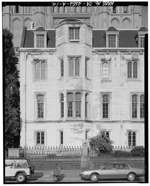 4story high bay at south end of Taylor Street elevation,...