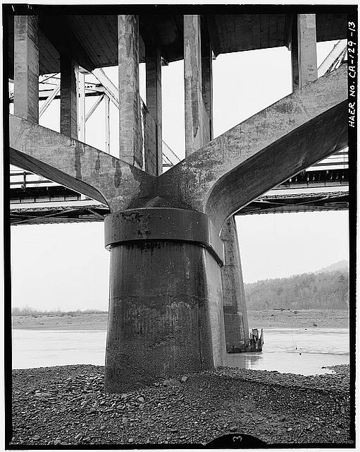 13. DETAIL VIEW OF A TYPICAL PIER ON DOWNSTREAM SIDE OF...