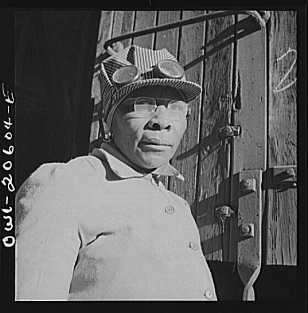 Clovis, New Mexico. Abbie Caldwell, employed in the...