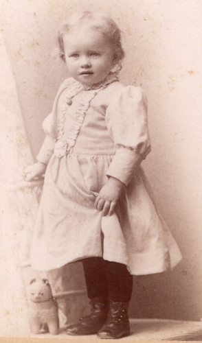 Helen Vida McPherson
