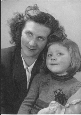 Elfriede & Mother