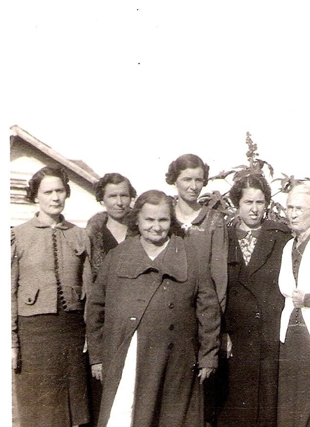 Great-Grandmother Brownlow and Family