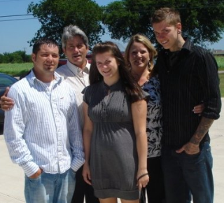 Rob and Roxann Rudzavice family
