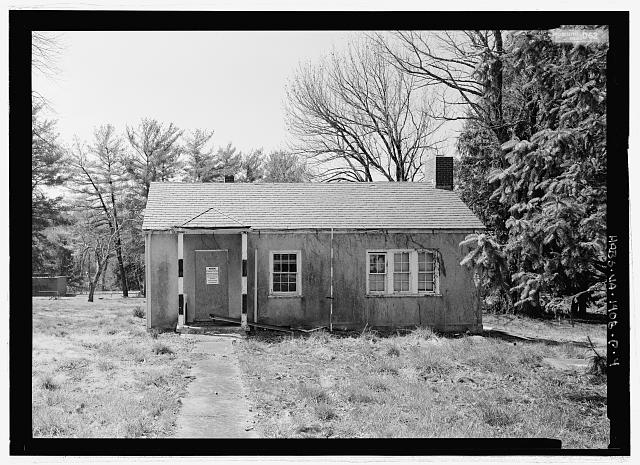Elevation of northeast facade, with scale - Blue Ridge...