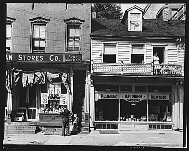 Scene on Susquehanna Street. Mauch Chunk, Pennsylvania