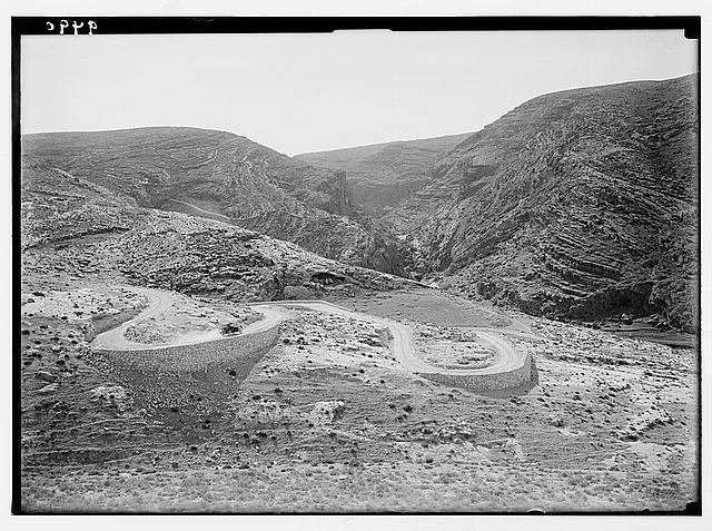 Ain Farah Gorge looking up the valley westward