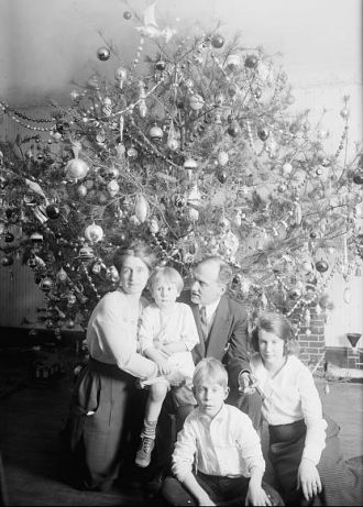Dickey Christmas tree, 1921