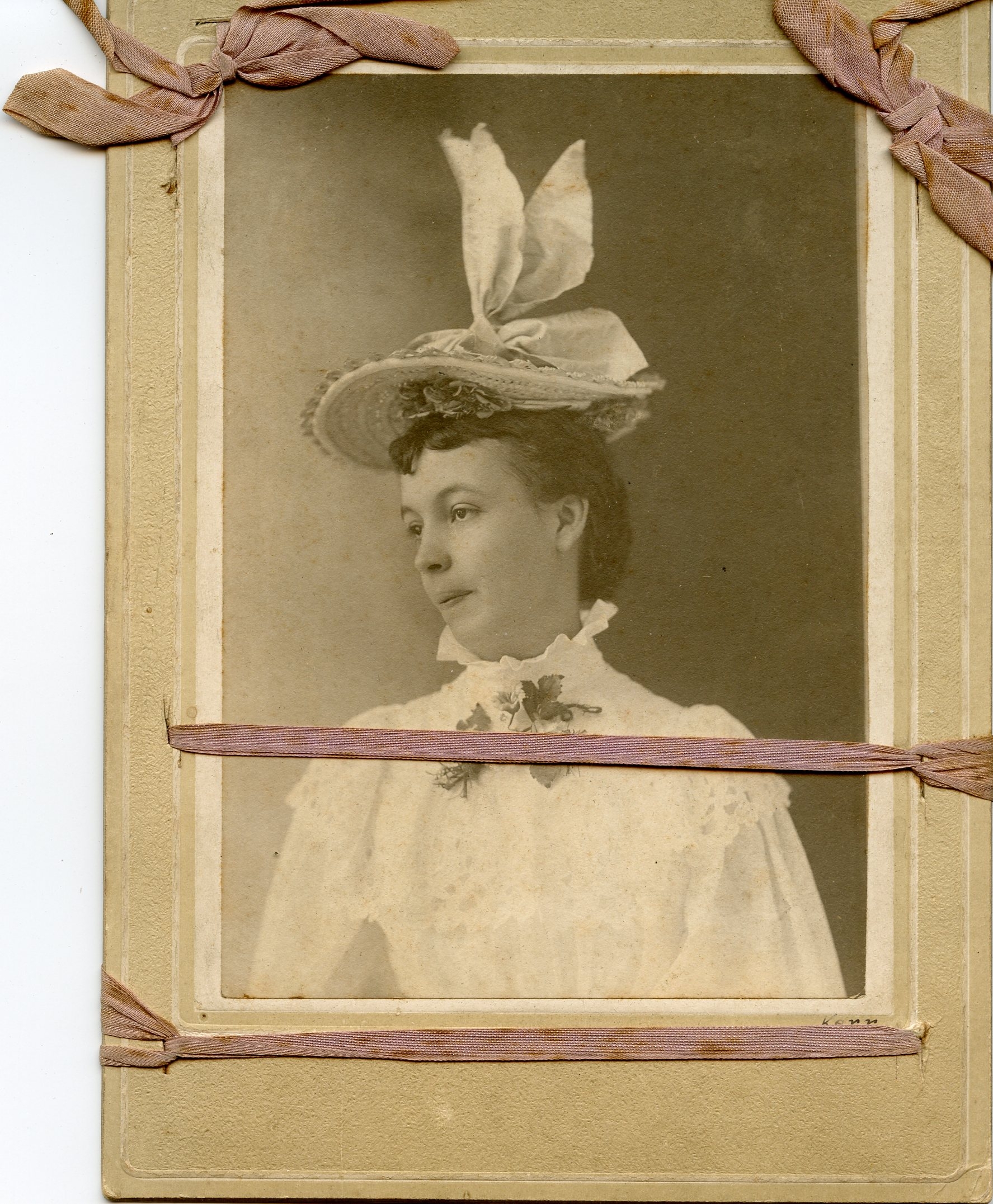 Minnie Gertrude Cameron, Kansas