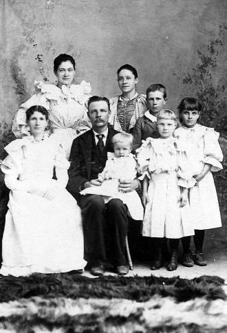 Lillian Denison and her family.