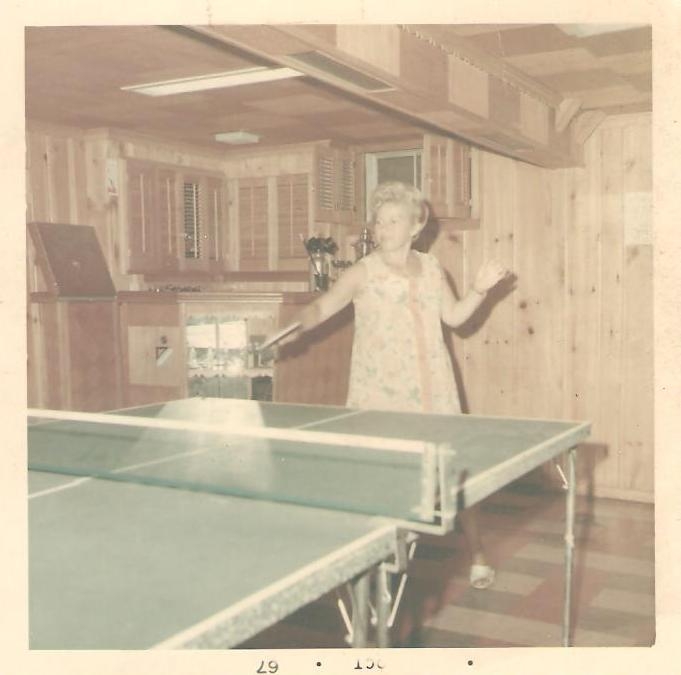Ester Bergbaum, ping pong