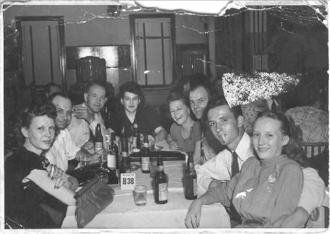Juanita Mullins & unknown Folks
