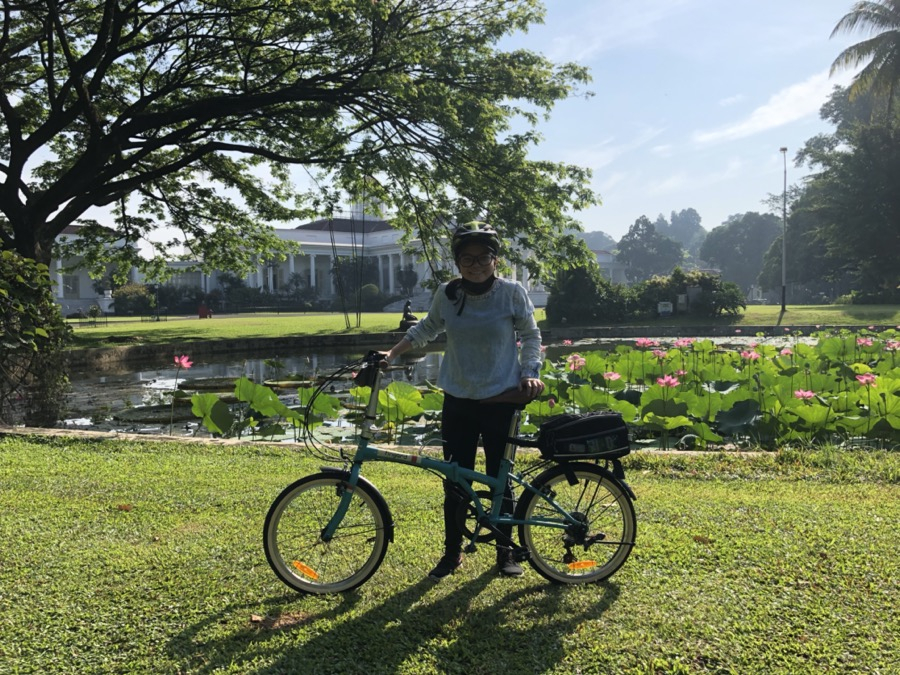 Bike riding in Bogor Botanical Garden