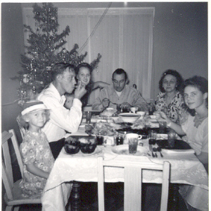 Short Family Christmas Dinner