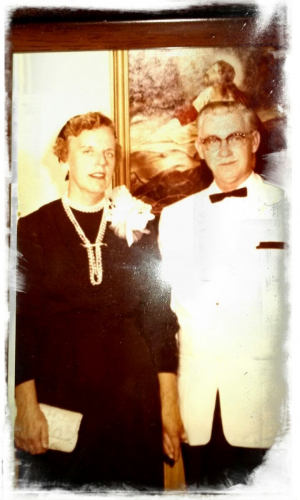 Ferris Earl Thompson and Ruth Marian Dodson. His 2nd wife . Main wedding photo 
