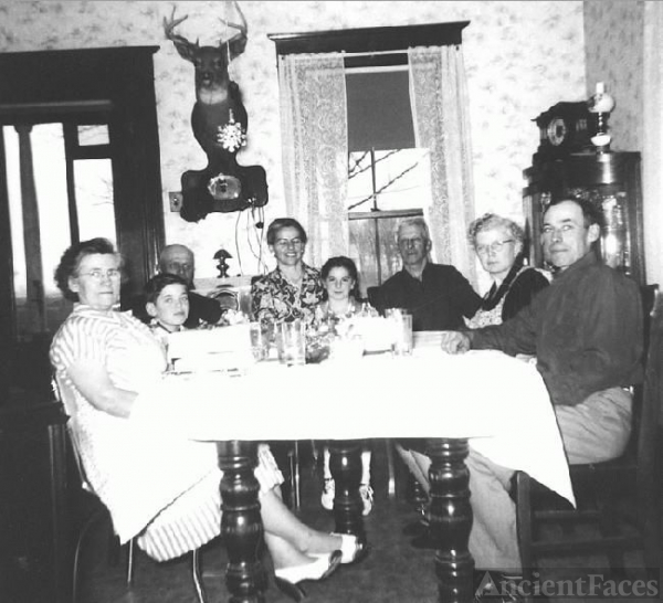 Dinner at Hammond Farm