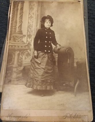  Girl - Identify Unknown 1