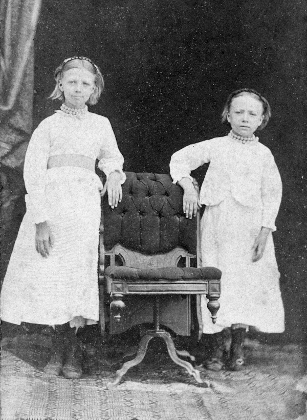 Sallie (Robinson) Jones and Julia (Robinson) McCalla