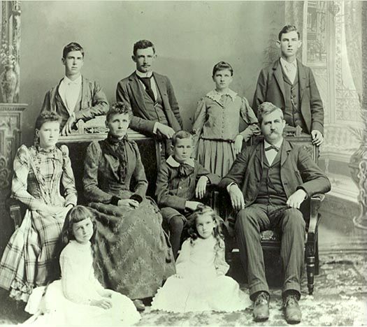 Maggie Bates & Galen Spencer Family Portrait - Montana