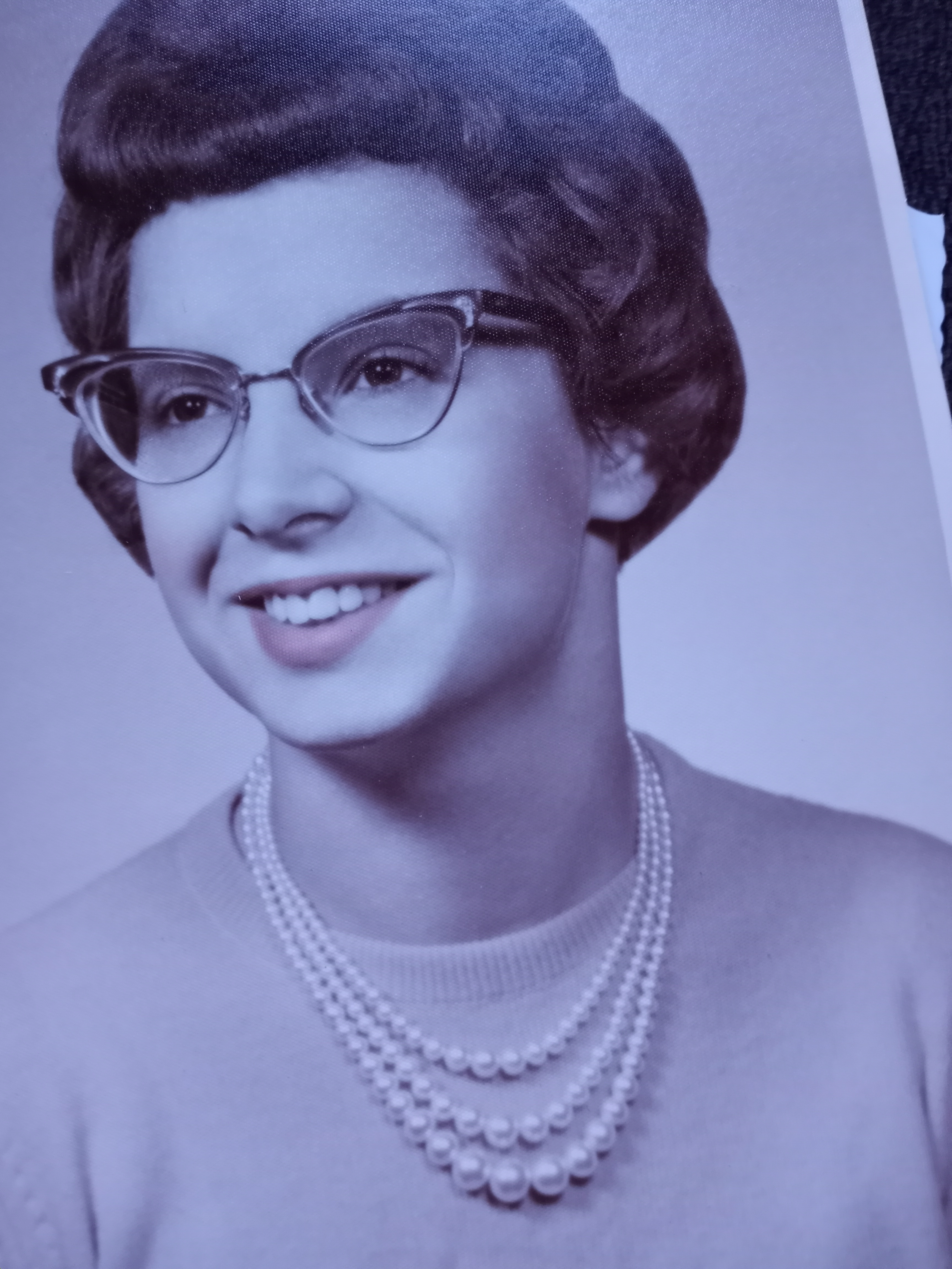 Pamela Claire (Thompson) Russell