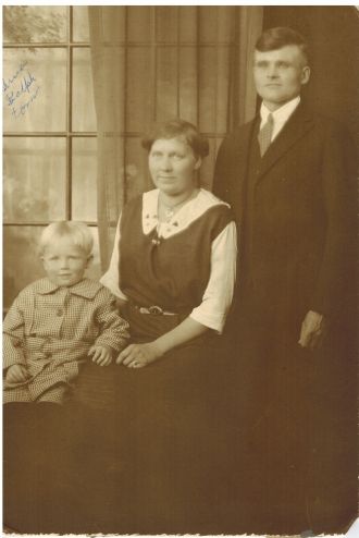 Sutela Family, 1921