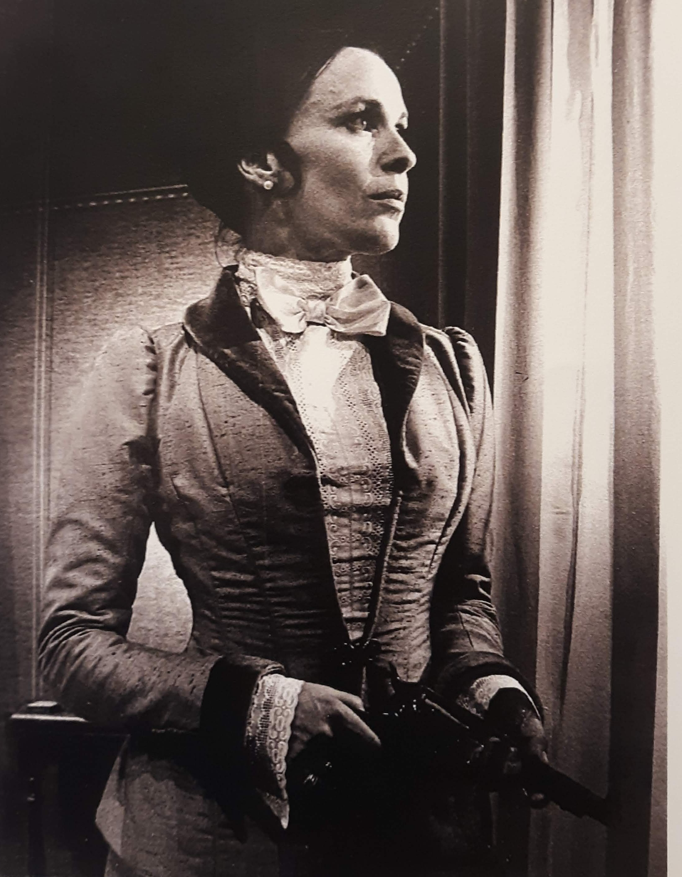 Patricia Claire Blume, (stage name, Claire Bloom) as Hedda Gabler