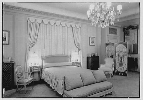 Dr. and Mrs. A. Hamilton Rice, residence at 901 5th Ave.,...