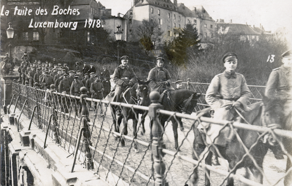 Retreating German troops, 1918