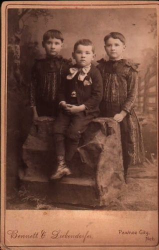 Unknown Noakes, Wilcox, Starr Unknown Noakes, Wilcox, Starr