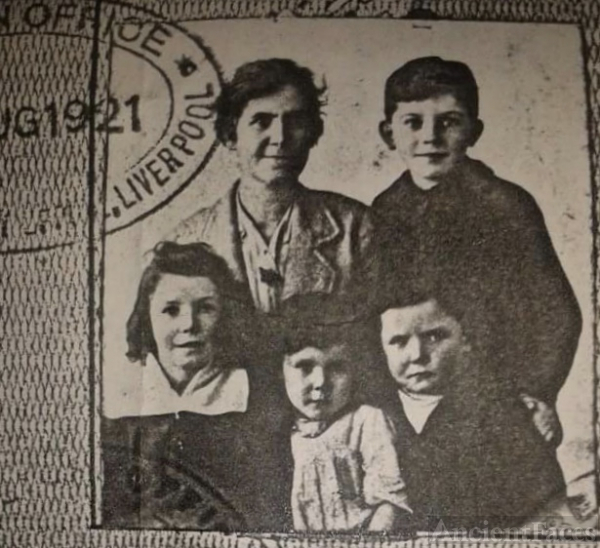 Sarah Mary (Toner) Henderson Family
