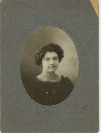 1 of 4 different women in similar dress