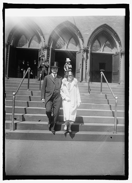 Senator & Mrs. Stanfield at First Cong. Church, Easter...