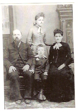 Jacob and Cynthia (Albin) Klepper and Their Family 