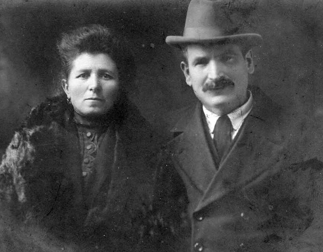 Gino Fratello and  Maglia Marietta