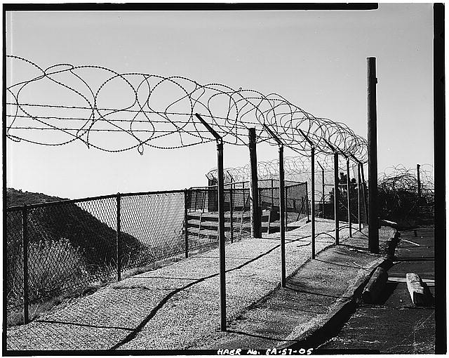 5. VIEW SHOWING DOUBLE FENCE AROUND LAUNCH AREA, 004....