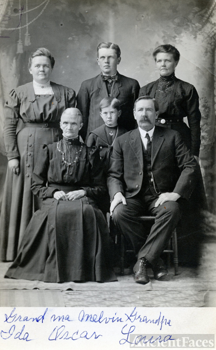 Unknown Family, Montana