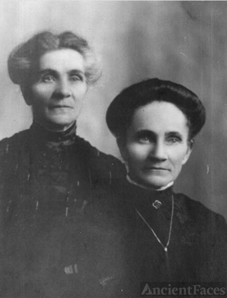 Angeline Chartrand Kroetsch & sister Amelia
