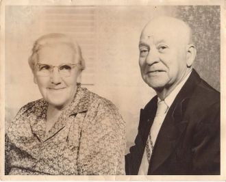 Bessie and John Akers