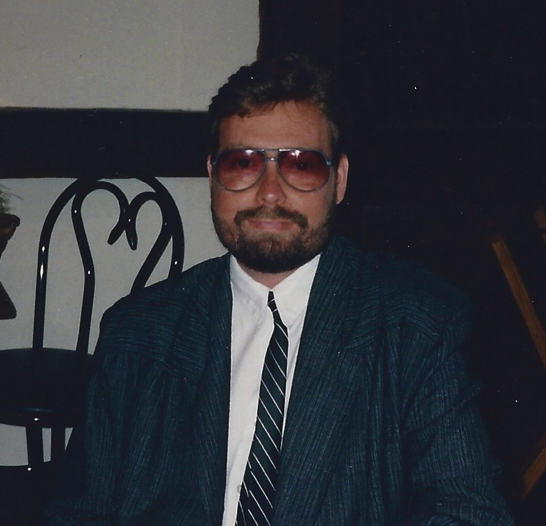 Peter E Obremski