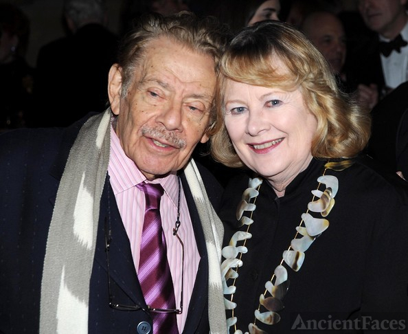 Shirley Knight