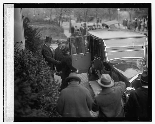 Coolidge at Wilson funeral, 2/6/24