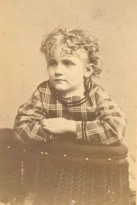 Hattie Lloyd of Chicago, Illinois