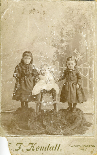 The Love sisters about 1900