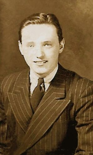 Dad Lavin 1943