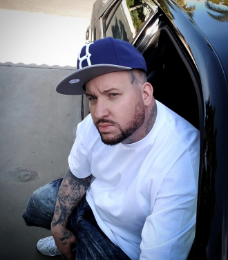 Joshua Dove Futerman Joshua Dove Futerman