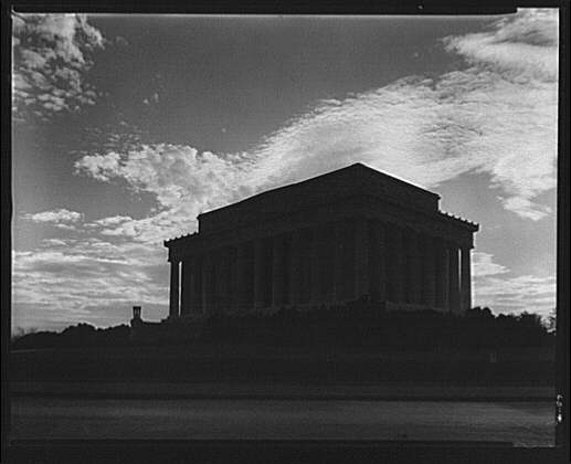 Lincoln Memorial. Landscaping on right side of Lincoln...