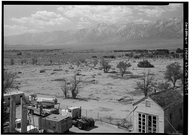 1. LOOKING SOUTH FROM ROOF OF AUDITORIUM - Manzanar War...