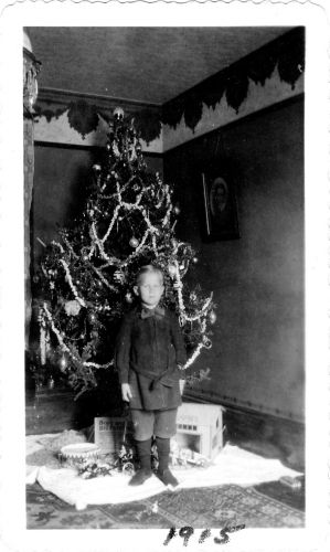 Severin 'Socky' Wesdtlund at Christmas, 1915