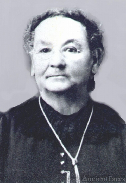 Maria Antonia Avila Linares Gil